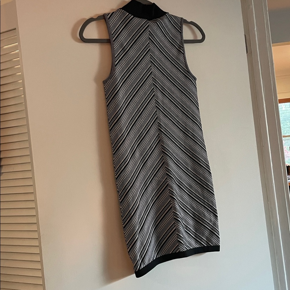 Zara Monochrome Striped dress - Picture 4 of 4